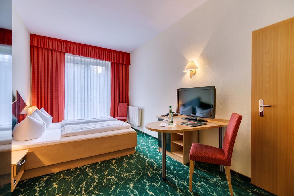 קלינגנתאל Waldhotel Vogtland מראה חיצוני תמונה