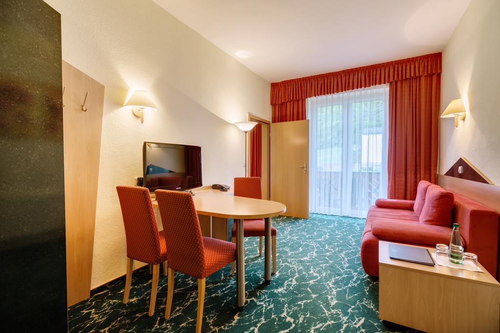 קלינגנתאל Waldhotel Vogtland מראה חיצוני תמונה