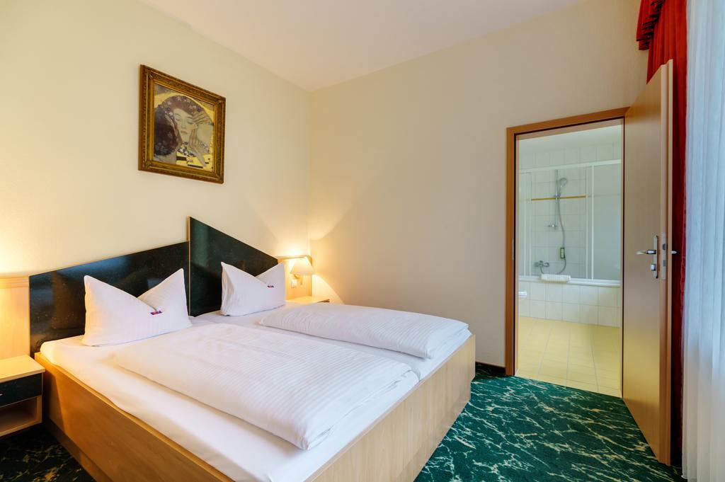 קלינגנתאל Waldhotel Vogtland מראה חיצוני תמונה